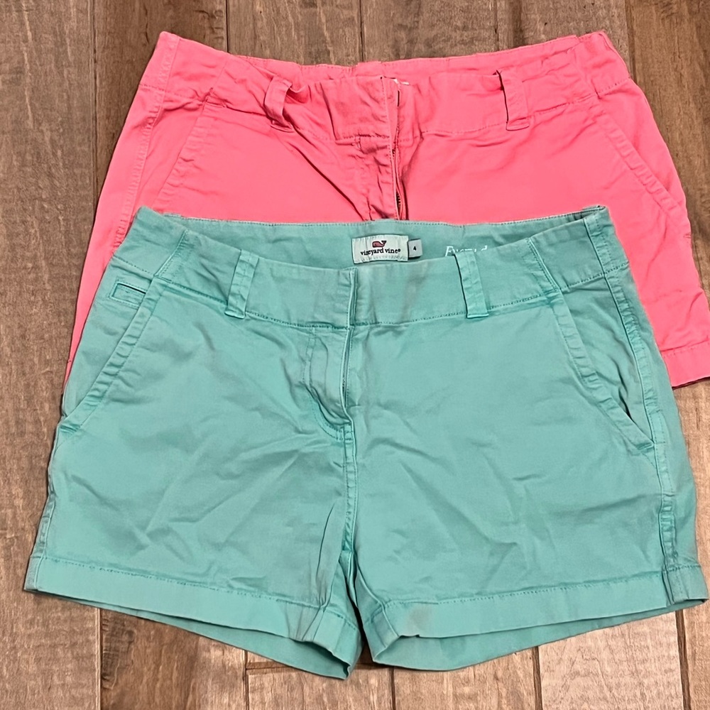 Vineyard vines shorts size 4